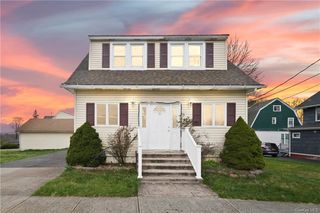 26 Hill Street, Middletown, NY 10940