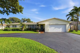 5580 SW 7th St, Plantation, FL 33317
