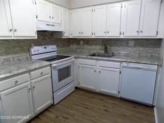27 Newport Court #239, Brick, NJ 08724