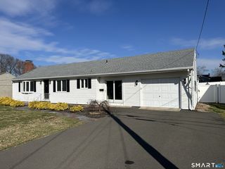 11 York Road, Berlin, CT 06037