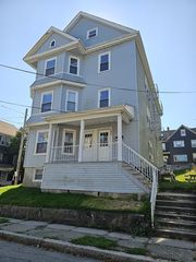 193-195 Osborn St, Fall River, MA 02724