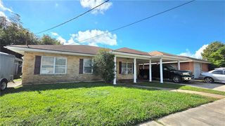 3 Marietta Ct, Chalmette, LA 70043