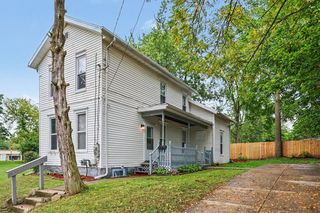 231 W  Biddle St, Jackson, MI 49203