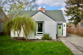 1007 S  Adams St, Moscow, ID 83843