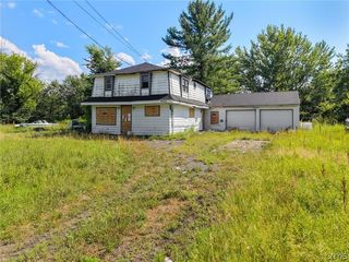 9567 Black Creek Rd, Brewerton, NY 13029