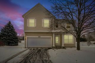 15243 Dupont Ct, Apple Valley, MN 55124