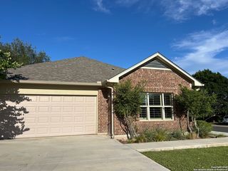 1718 Cherrywood Dr., Fredericksburg, TX 78624