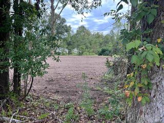 8402 Pertuis Rd, Saint Amant, LA 70774