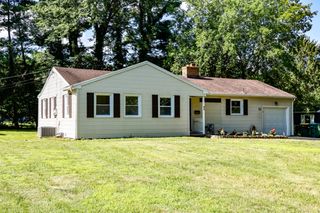 43 Valley View Dr, Penfield, NY 14526
