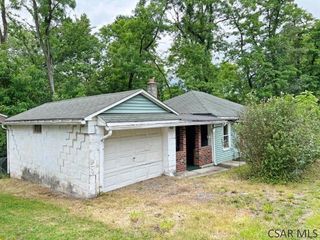 1853 Soap Hollow Rd, Johnstown, PA 15905