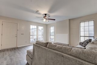 201 W  Trinity St #B, Forney, TX 75126