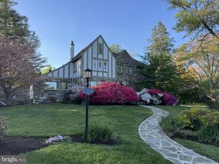 1357 Drayton Ln, Wynnewood, PA 19096
