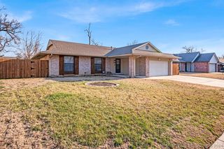 12246 E  38th Pl, Tulsa, OK 74146