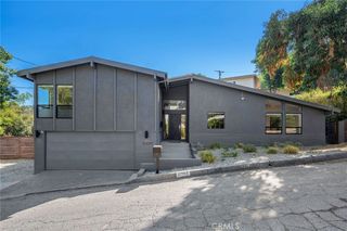 22250 Capulin Ct, Woodland Hills, CA 91364