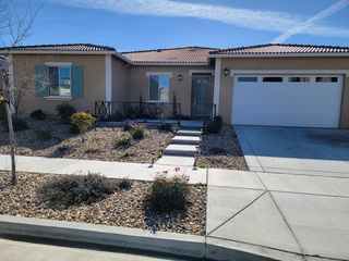 2304 Murphey Dr, Woodland, CA 95776