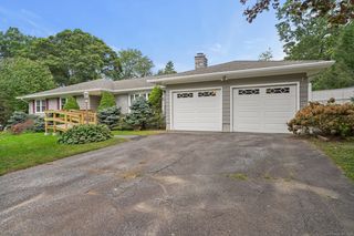 19 Meadowridge Drive, Shelton, CT 06484