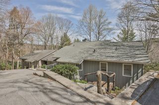 50 Ridge Lake Circle, Highlands, NC 28741