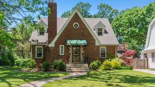 2209 N  Anthony Blvd, Fort Wayne, IN 46805