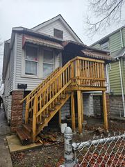 4828 McCook Ave, East Chicago, IN 46312