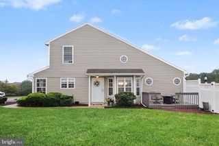 6614 Springford Ter, Harrisburg, PA 17111