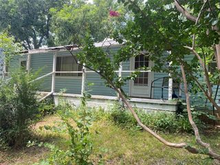 420 W  4th St, Konawa, OK 74849