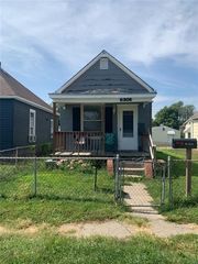 6308 Washington St, Saint Joseph, MO 64504