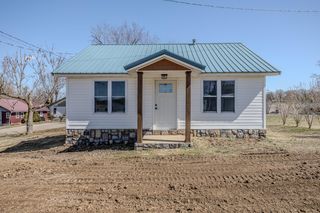 322 E Marshfield Street, Hartville, MO 65667