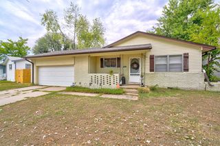 10155 E  22nd Pl, Tulsa, OK 74129