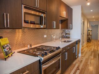 909 Gravier St #2203, New Orleans, LA 70112