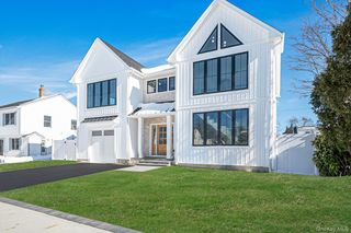 35 Cotton, Levittown, NY 11756