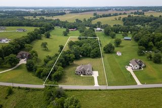 104 Branham Mill Rd, Gallatin, TN 37066