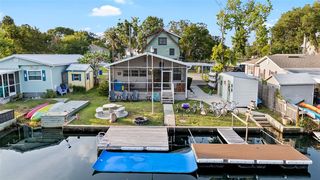5336 Circle Dr, Weeki Wachee, FL 34607