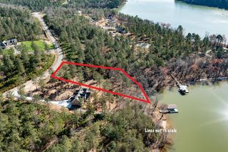 1743 Coveside Dr #115, Granite Falls, NC 28630