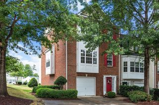 4001 Lillington Dr, Durham, NC 27704