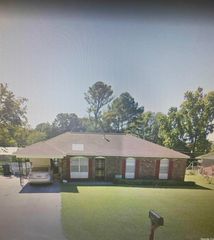 713 Forrest Hl, West Helena, AR 72390