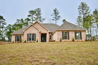 26 Carlsbad Dr, Hattiesburg, MS 39402