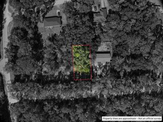1 Saint Patrick Dr #72, Dunnellon, FL 34432