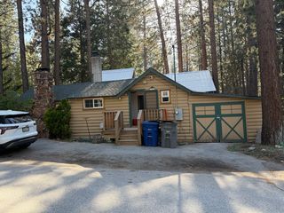 42598 La Cerena Ave, Big Bear Lake, CA 92315