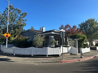 1 Skipping Rock Way, Napa, CA 94558