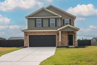 522 Shelmore Lane, Jacksonville, NC 28540