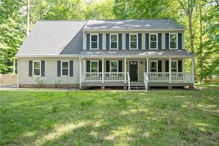 5523 Ridgewood Dr, New Kent, VA 23124