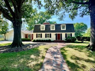 2775 SW Jewell Ave, Topeka, KS 66611