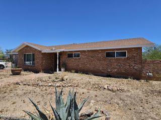 2624 N  Teresa Ln, Tucson, AZ 85745