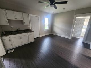 1119 W  2nd St #1, Lorain, OH 44052