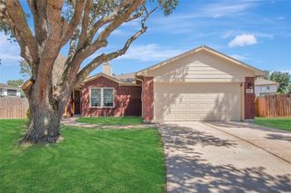 2611 Desert Sage Dr, Katy, TX 77449
