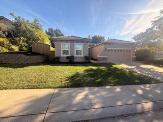 2195 Palomino Ct, Folsom, CA 95630