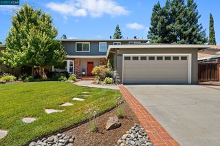 5535 Paseo Navarro, Pleasanton, CA 94566