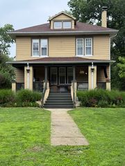 7 Signal Hill Blvd, Belleville, IL 62223