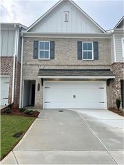 4635 Moray Dr, Mableton, GA 30126