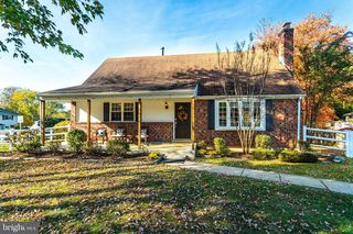 5404 Guinea Rd, Fairfax, VA 22032